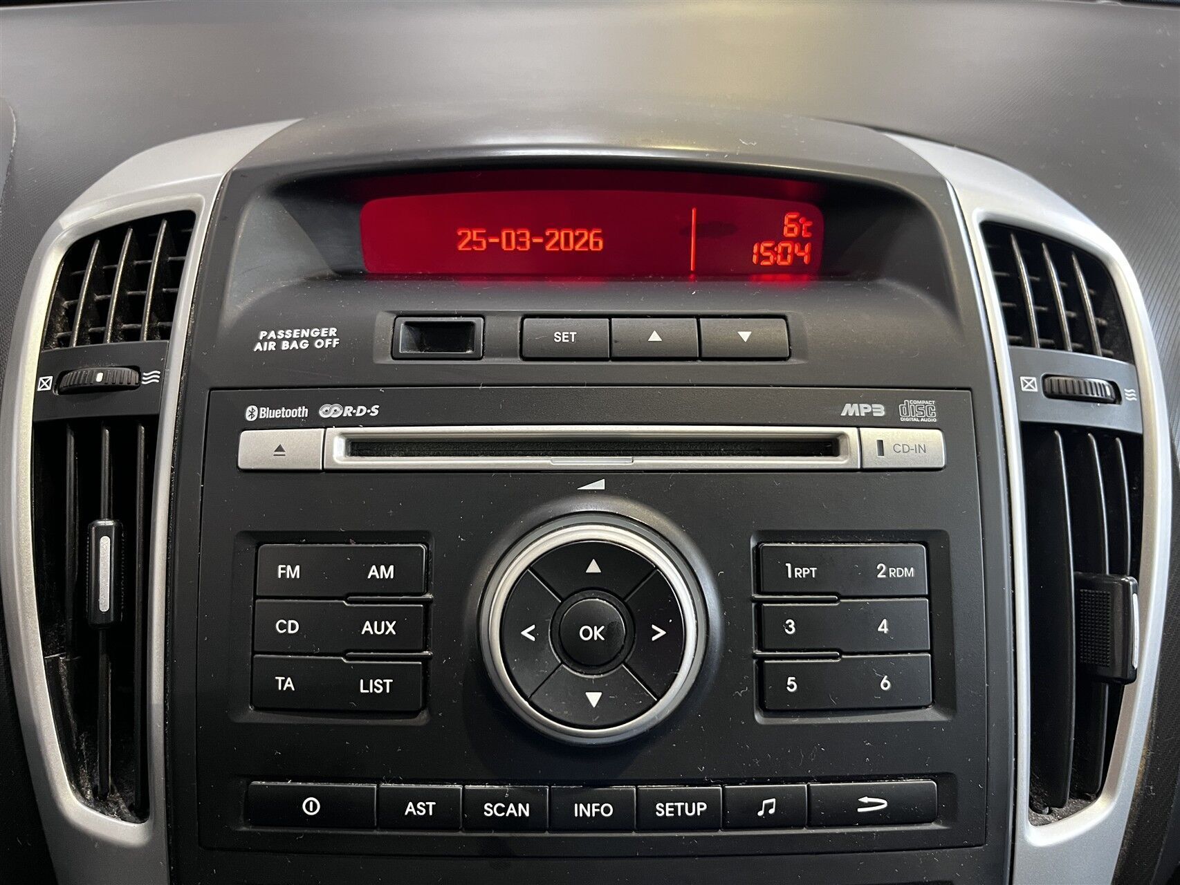 Grå Kia Ceed fra 2012