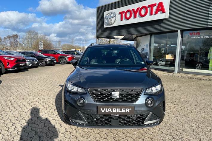 Grå Seat Arona fra 2023