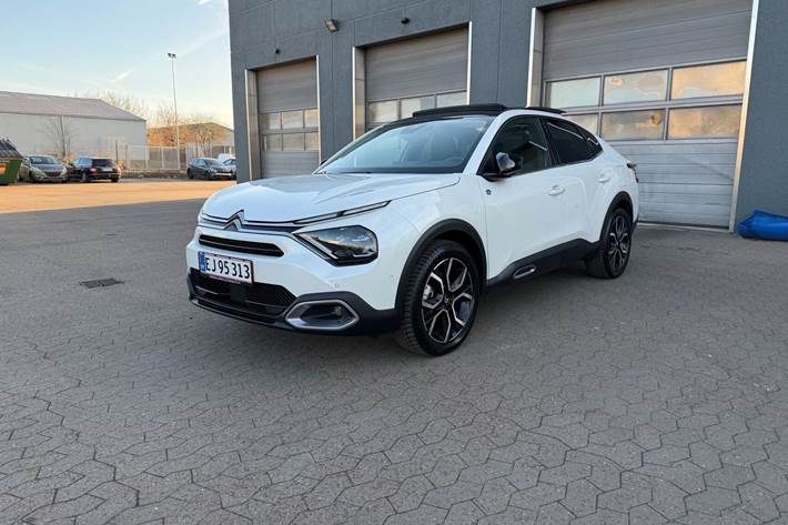 Hvid Citroën ë-C4 X fra 2023