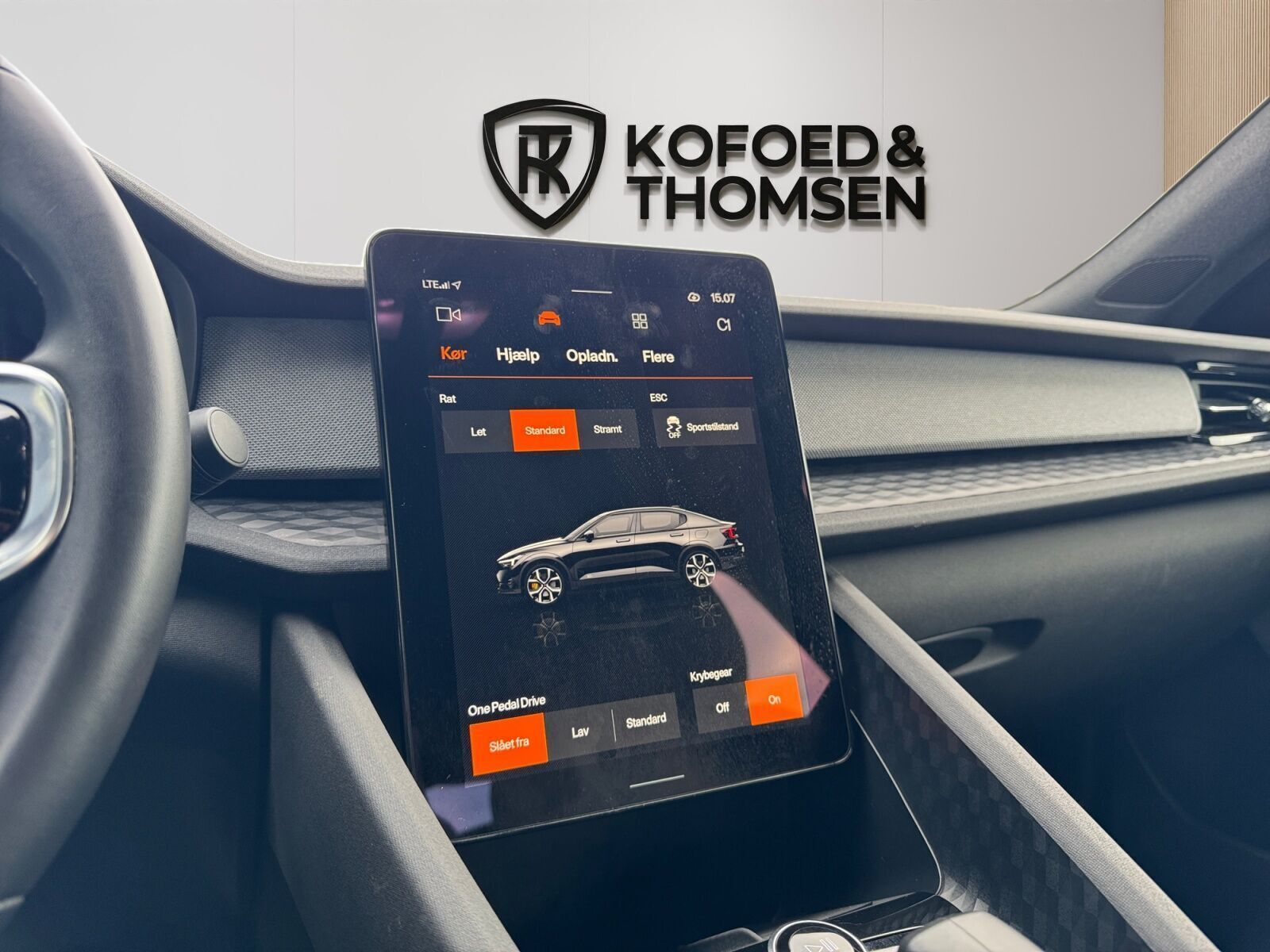 Sort Polestar 2 fra 2023