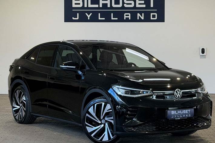 Sort VW ID.5 fra 2023 set udefra