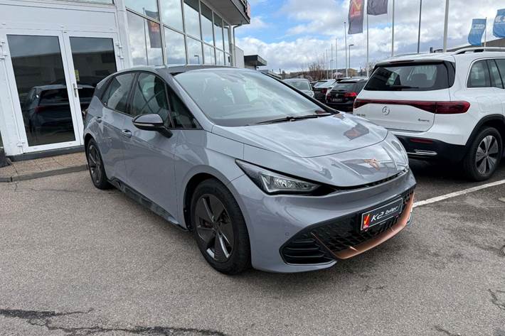 Grå Cupra Born fra 2024