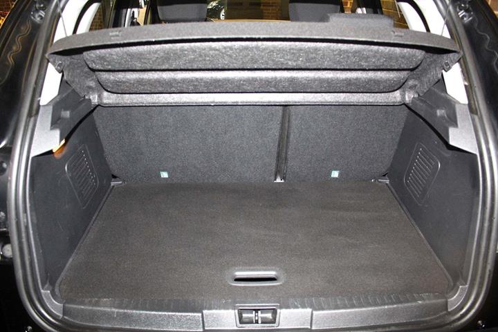 Sort Renault Captur fra 2016