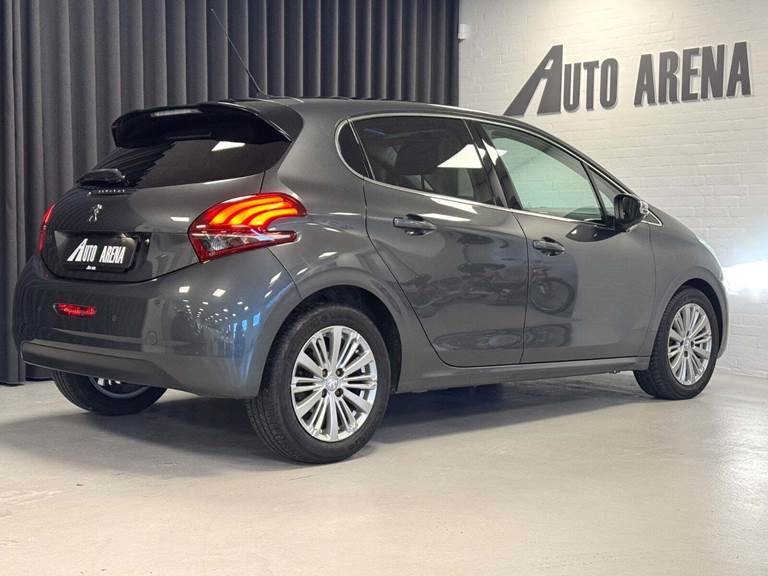 Peugeot 208 1,6 BlueHDi 100 Allure Sky
