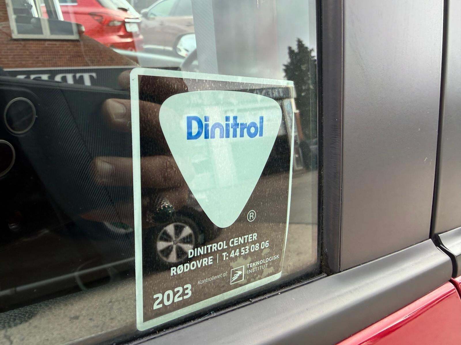 Rød Hyundai i10 fra 2017