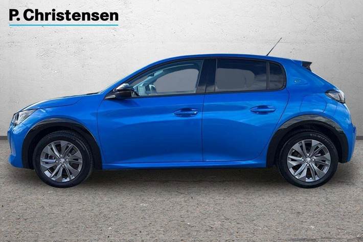 Blå Peugeot e-208 fra 2023