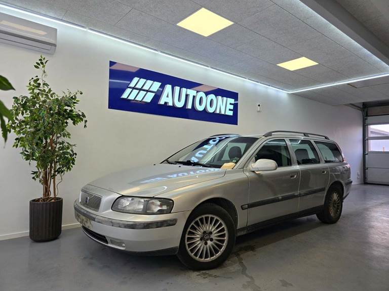 Volvo V70 2,4 140 aut.