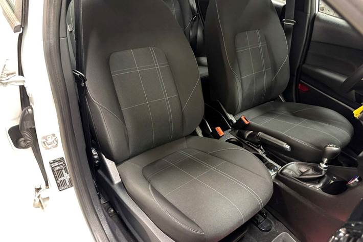 Hvid Ford Fiesta fra 2020