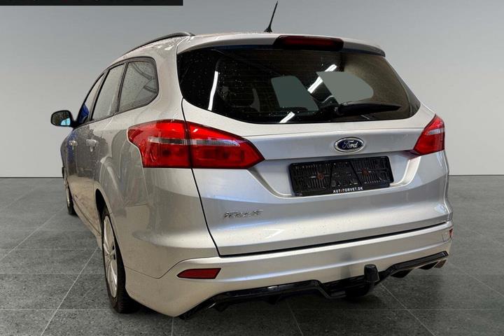 Sølv Ford Focus fra 2017