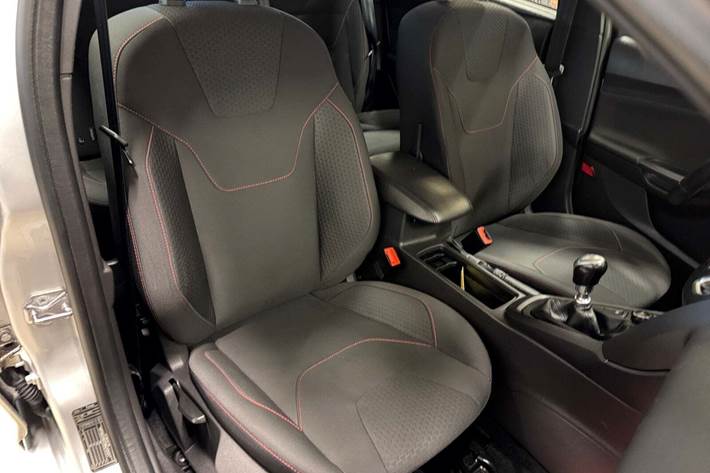 Sølv Ford Focus fra 2017