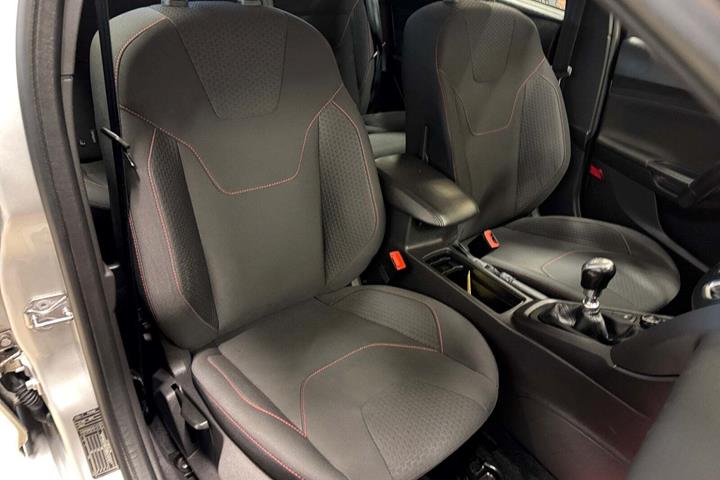 Sølv Ford Focus fra 2017