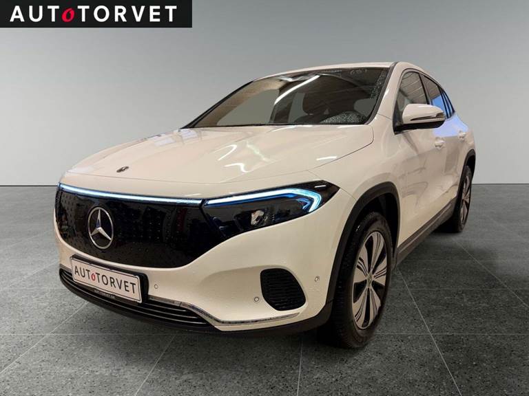 Mercedes EQA250+