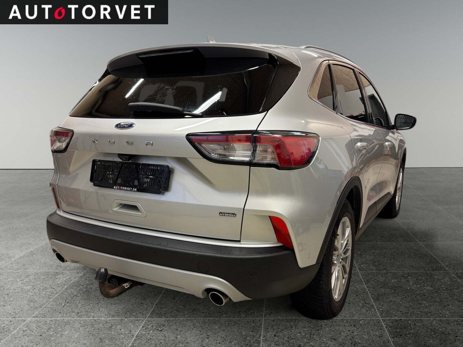 Sølv Ford Kuga fra 2020