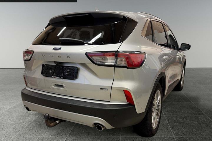 Sølv Ford Kuga fra 2020