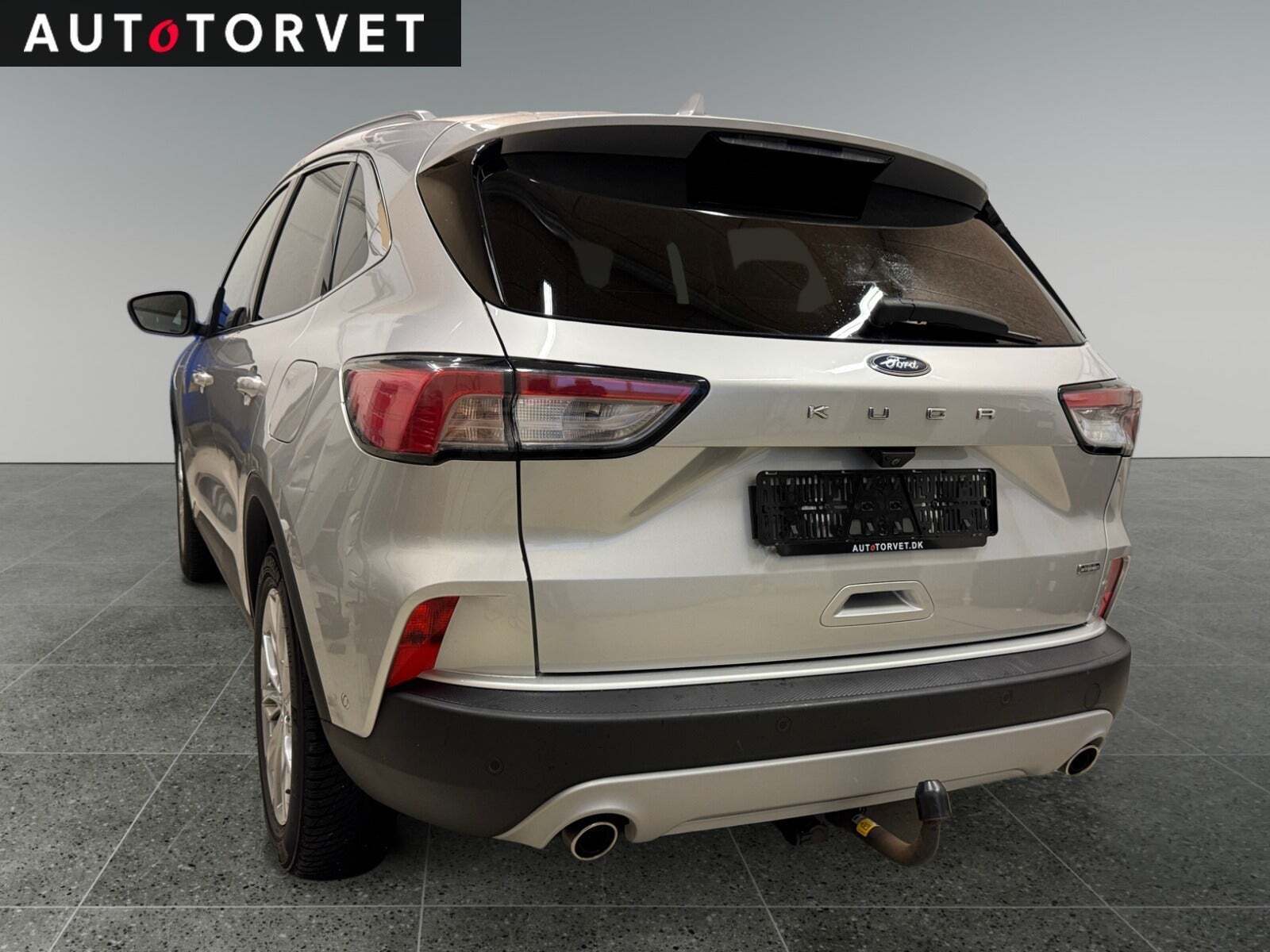 Sølv Ford Kuga fra 2020