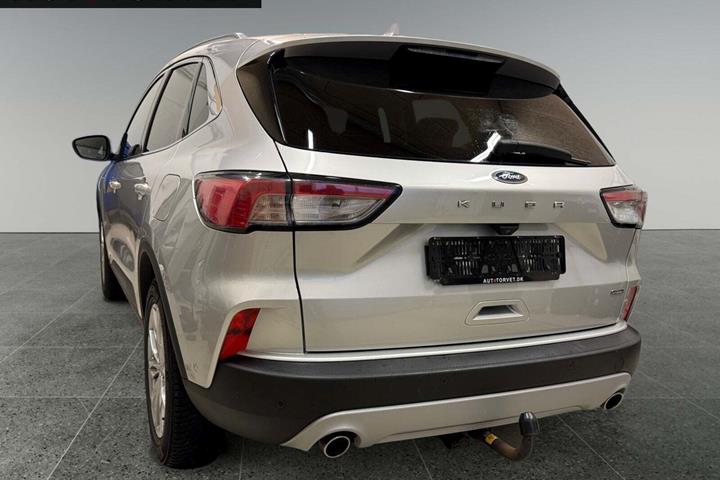Sølv Ford Kuga fra 2020
