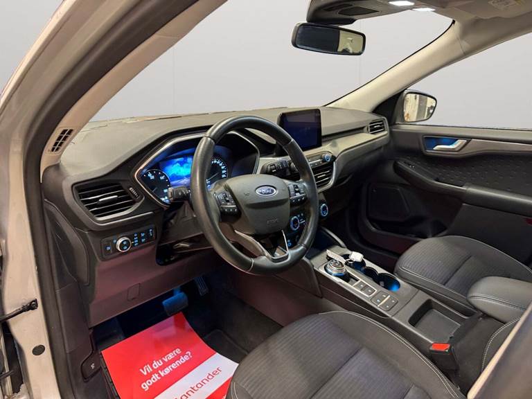 Ford Kuga 2,5 PHEV Titanium CVT