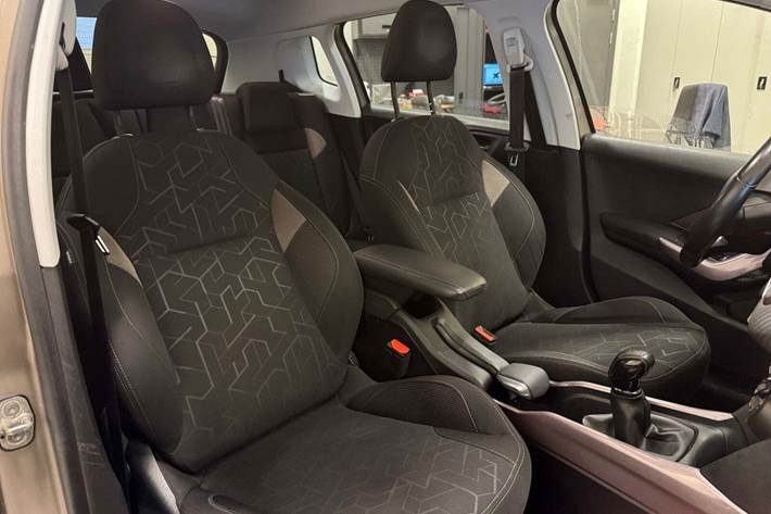 undefined Peugeot 2008 fra 2015