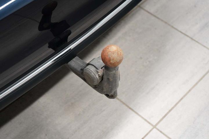 Blå Audi A6 fra 2023