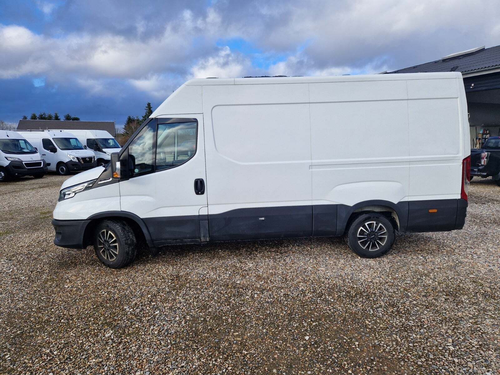Iveco Daily 3,0 35S18 12m³ Van AG8