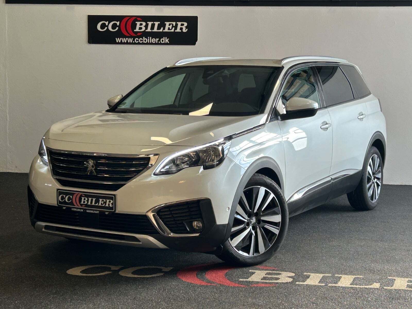 Peugeot 5008 1,2 PureTech 130 Allure Pack 7prs