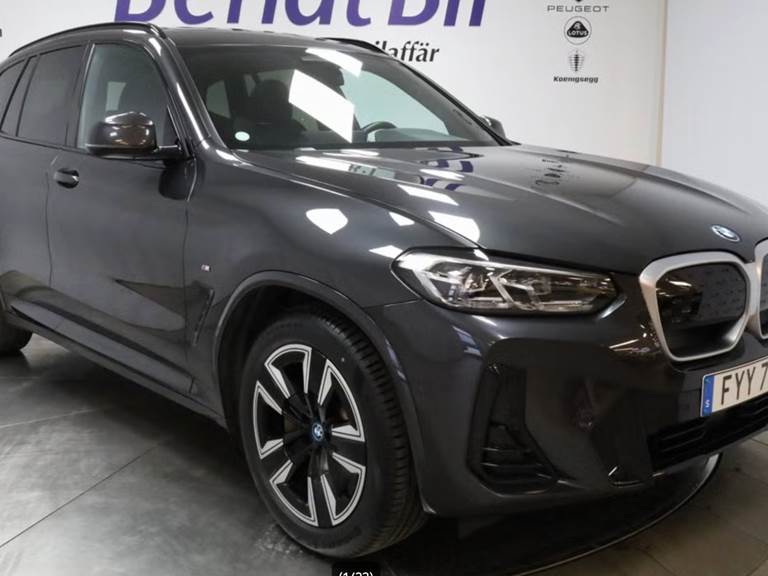 BMW iX3 Charged M-Sport