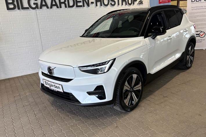Hvid Volvo XC40 fra 2023