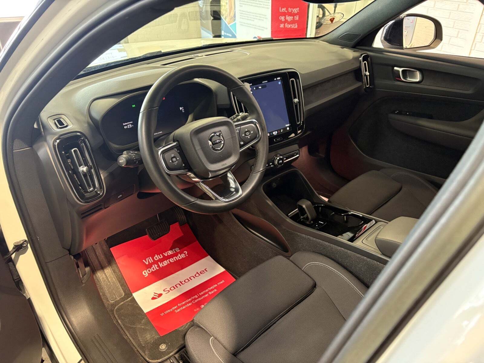 Volvo XC40 ReCharge Start