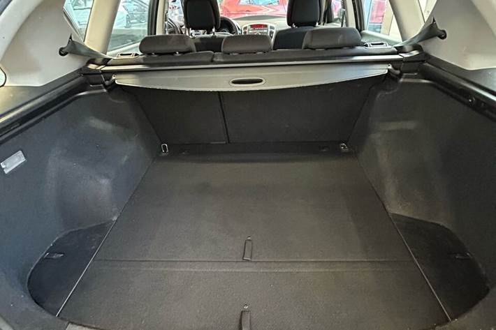 Grå Kia Ceed fra 2011