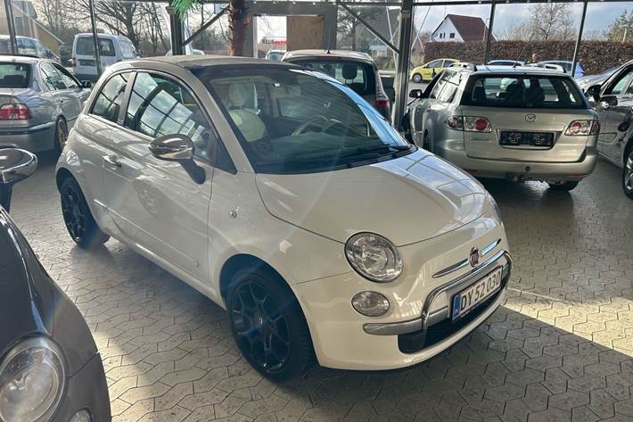 Hvid Fiat 500C fra 2013