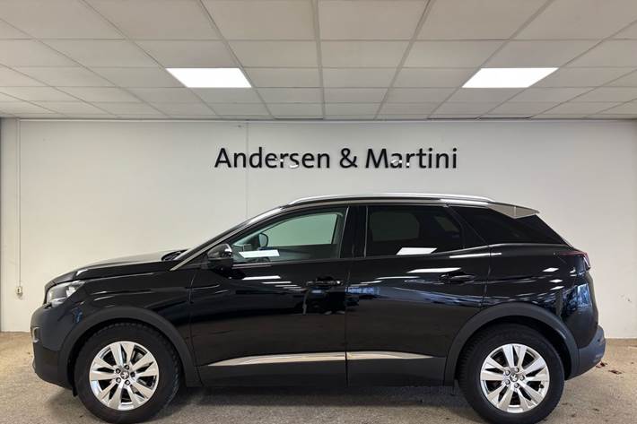 Sort Peugeot 3008 fra 2018