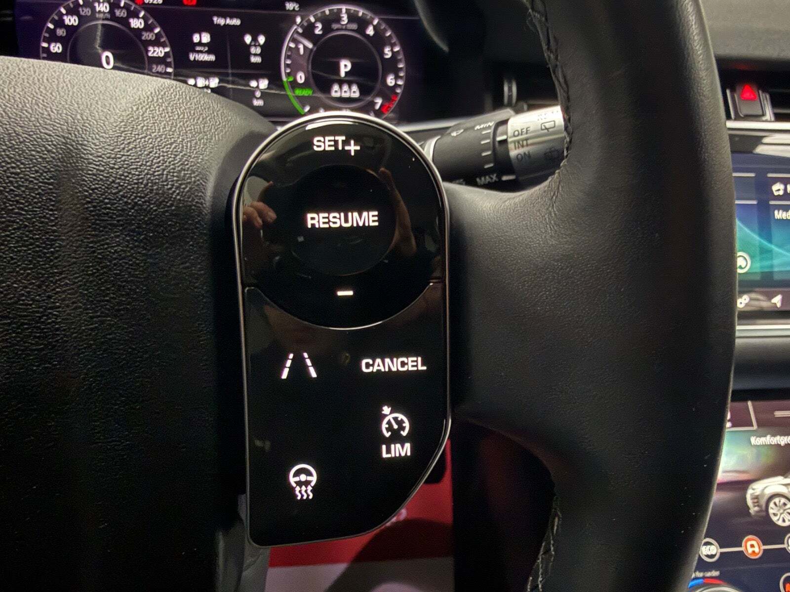 Sort Land Rover Range Rover evoque fra 2021