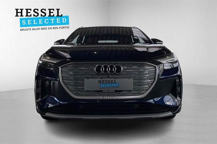 Blå Audi Q4 e-tron fra 2022