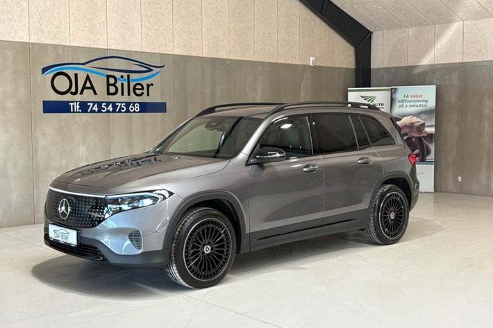 Grå Mercedes EQB300 fra 2024