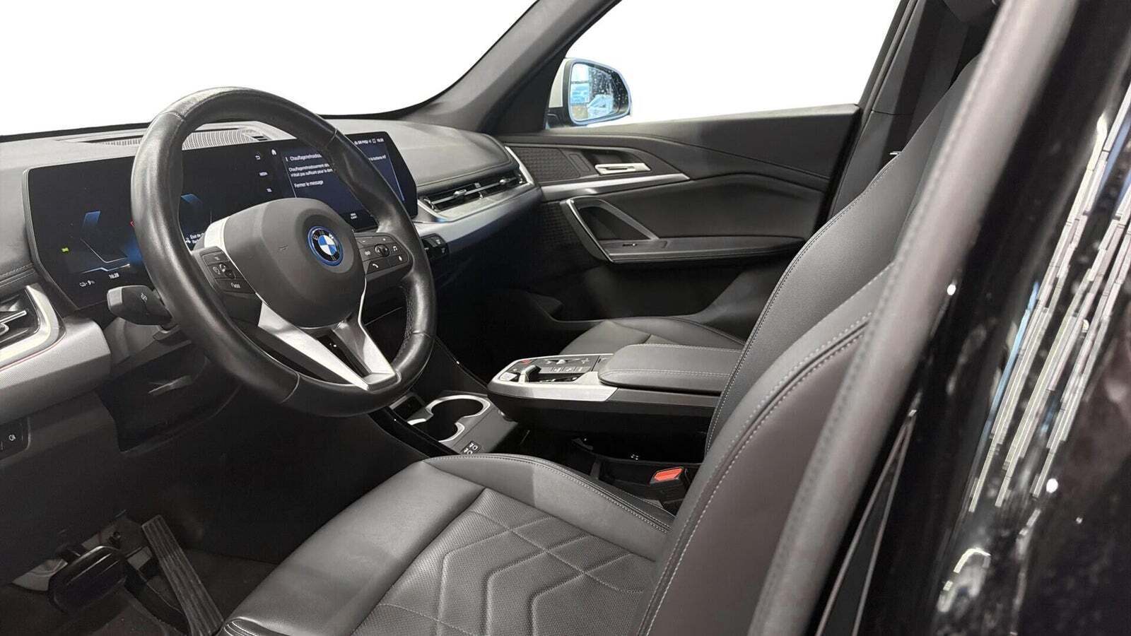 BMW iX1 xDrive30 X-Line