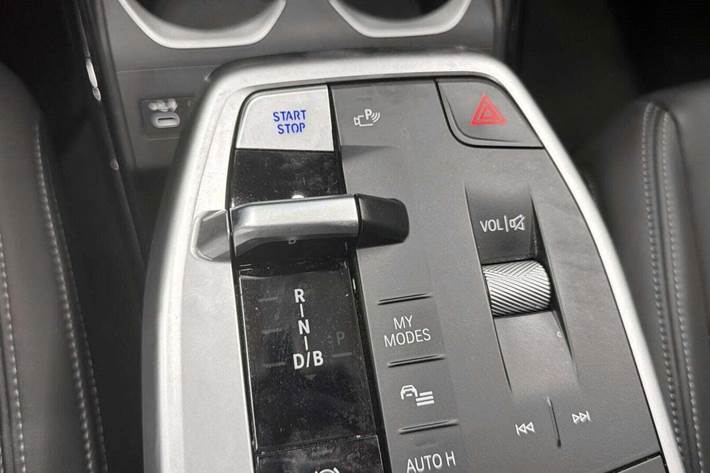 Sort BMW iX1 fra 2023