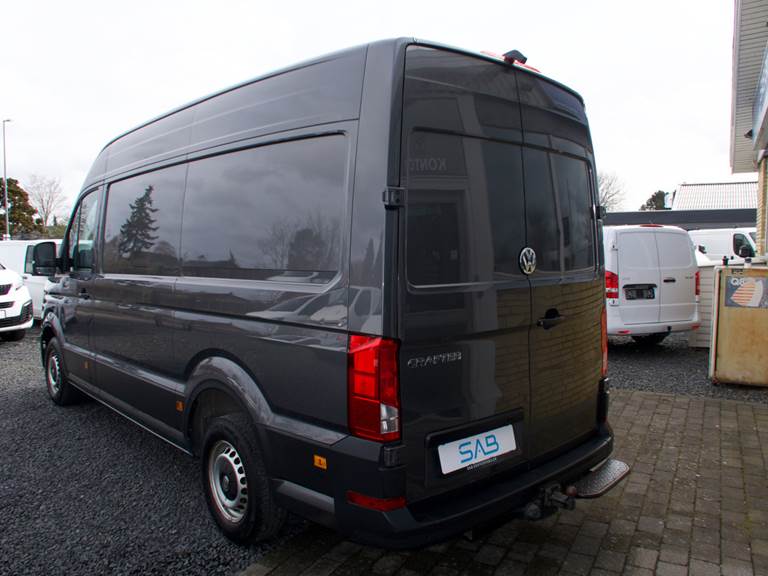 VW Crafter 35 2,0 TDi 177 Kassevogn L3H2 aut.