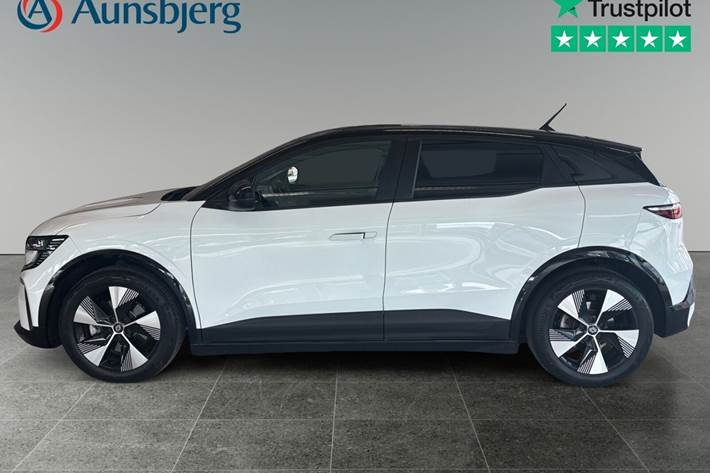 Hvid Renault Megane E-Tech fra 2023