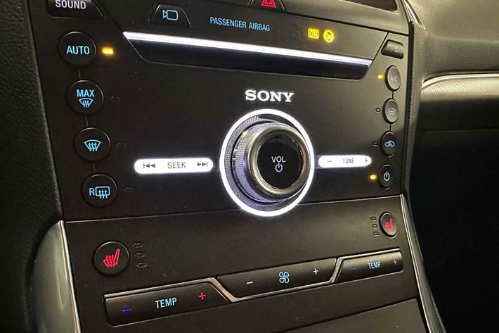 Grå Ford S-MAX fra 2020