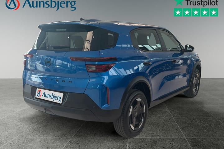 Blå Opel Frontera fra 2025