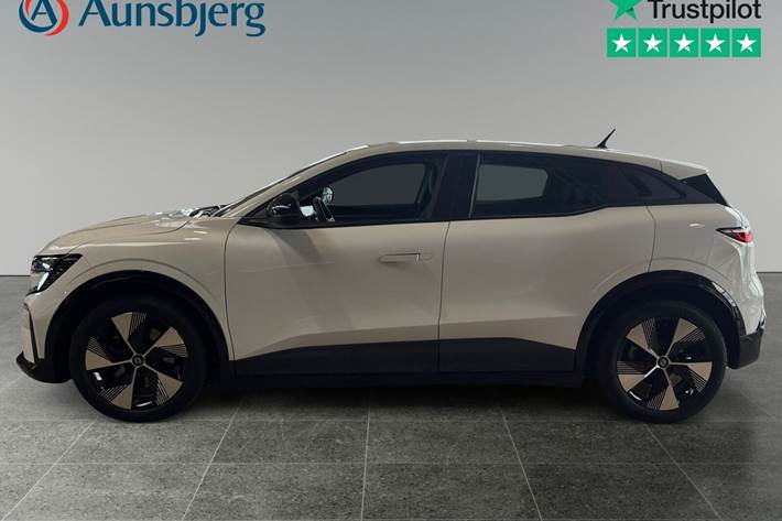 Hvid Renault Megane E-Tech fra 2022