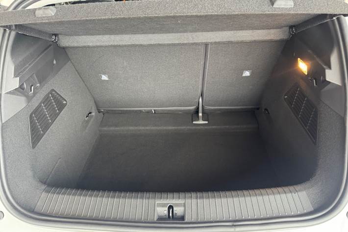 Hvid Renault Megane E-Tech fra 2022