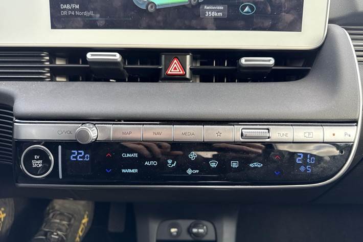 Grå Hyundai Ioniq 5 fra 2025