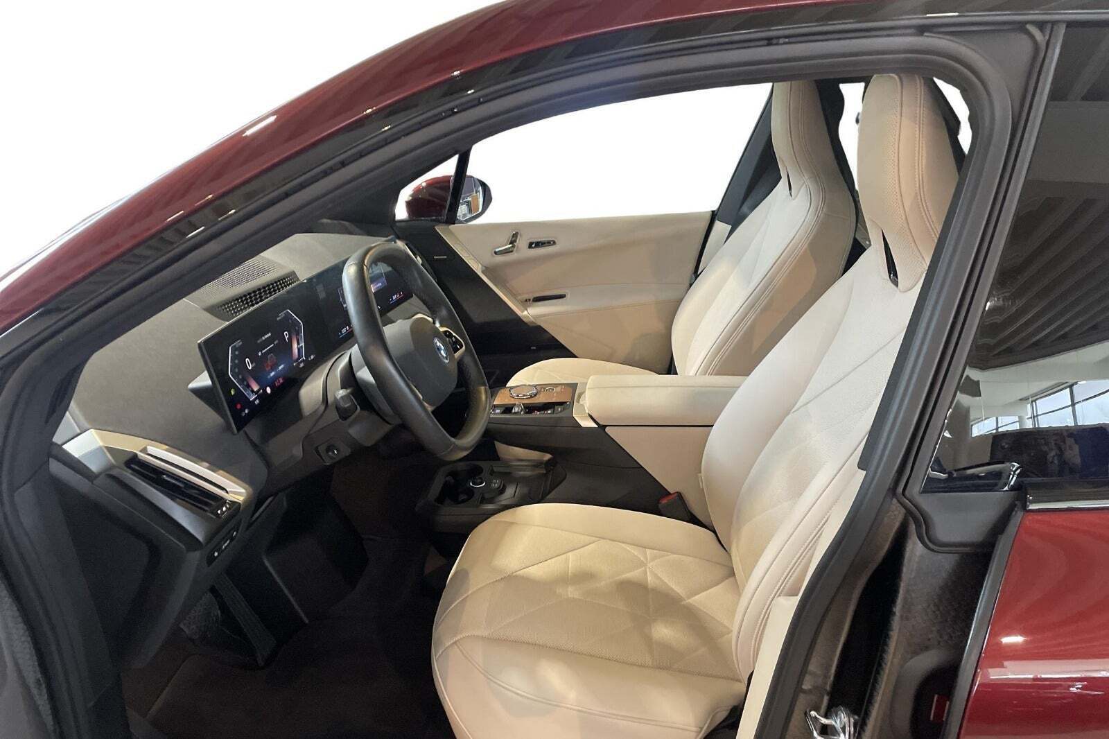 BMW iX xDrive50 Supercharged