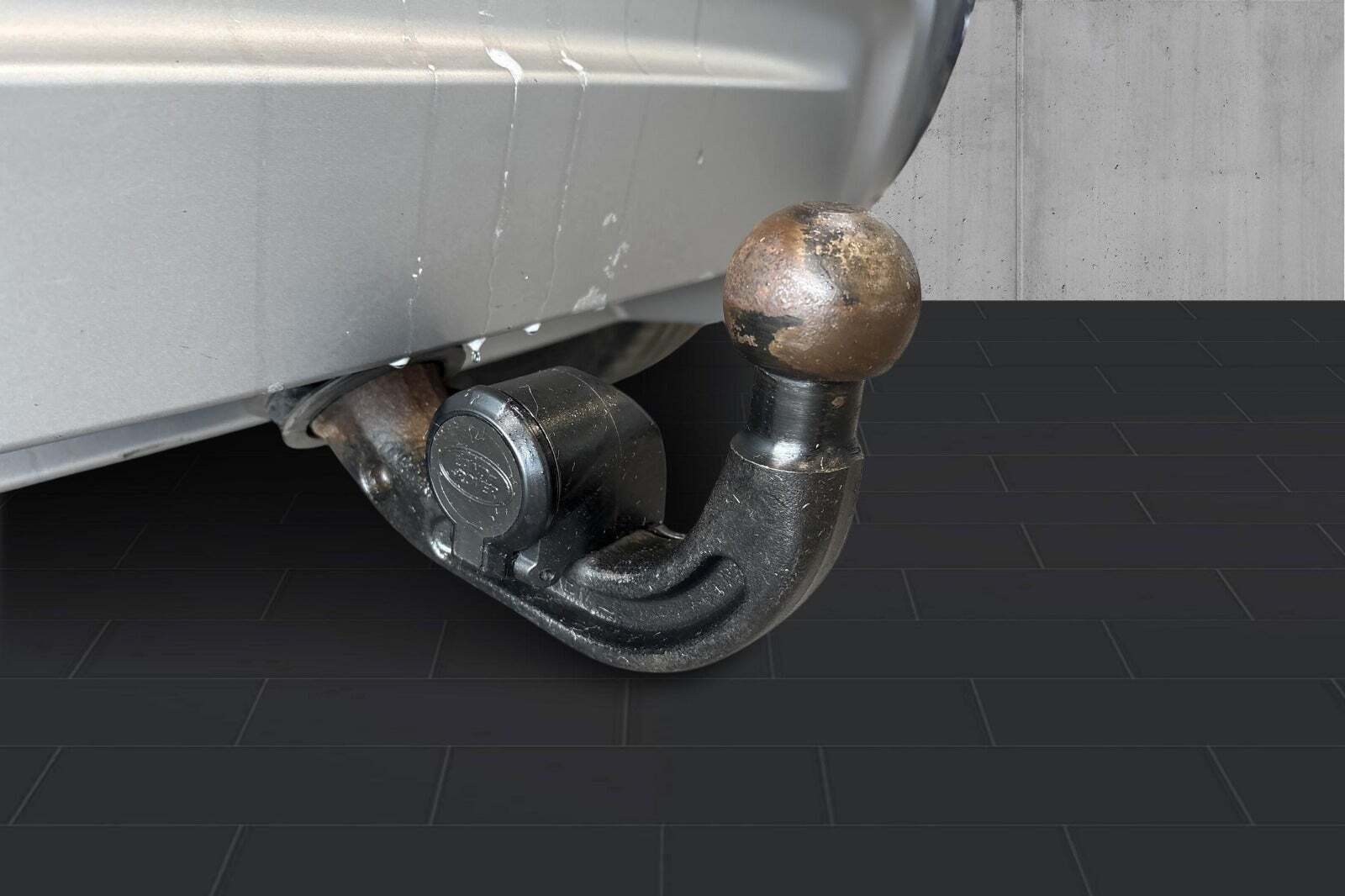 Hvid Land Rover Range Rover evoque fra 2020