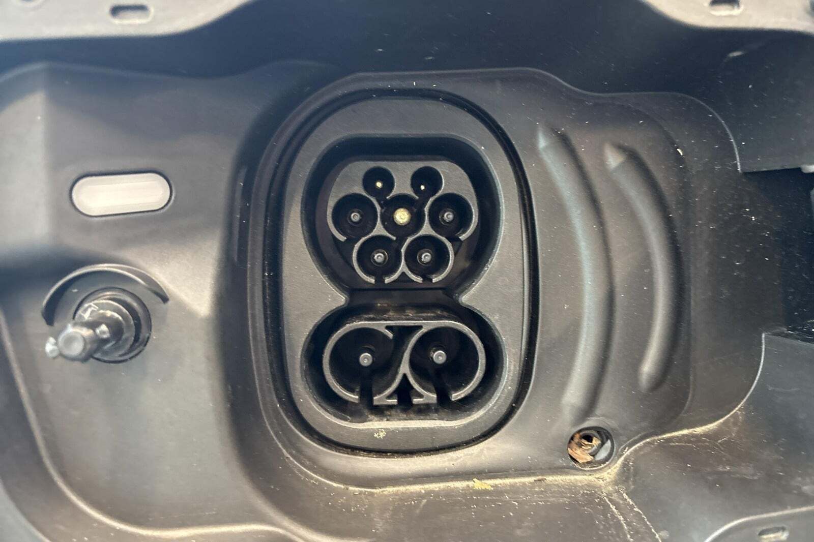 Blå Ford Capri fra 2025