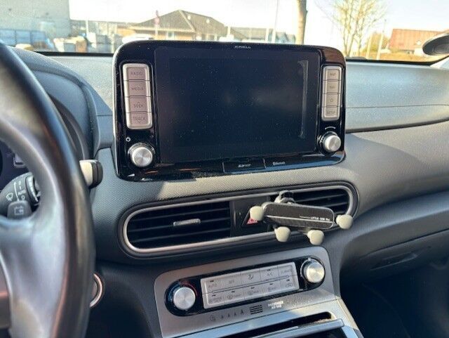 Hyundai Kona 64 EV Premium