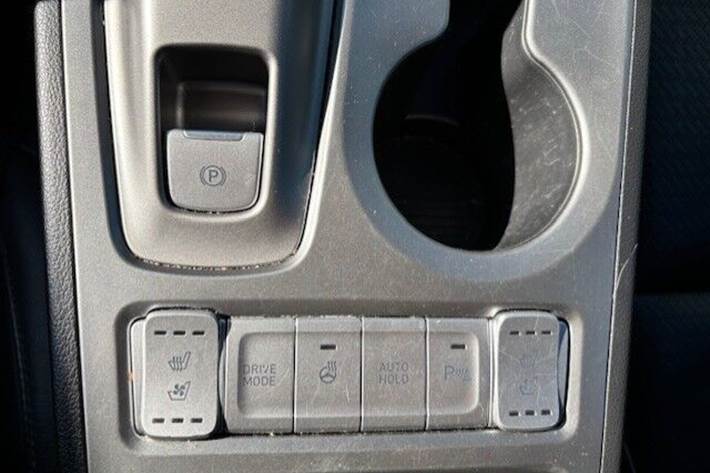 Grå Hyundai Kona fra 2019