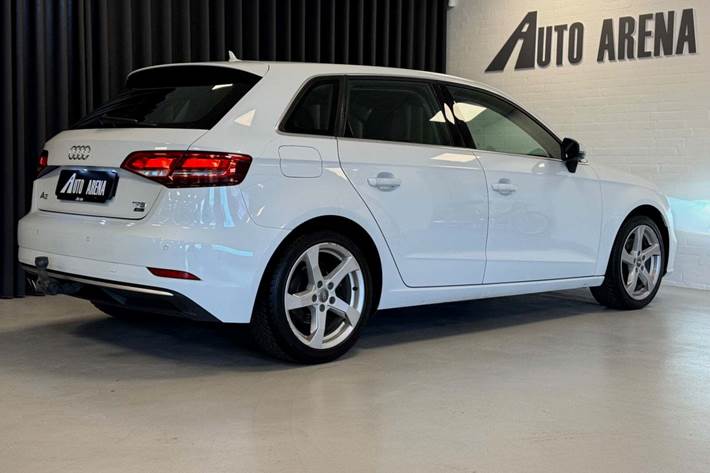 Hvid Audi A3 fra 2017