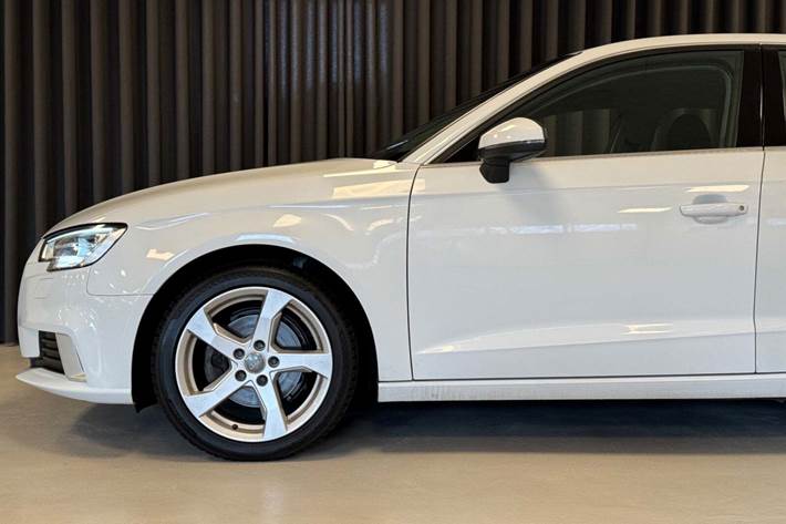 Hvid Audi A3 fra 2017